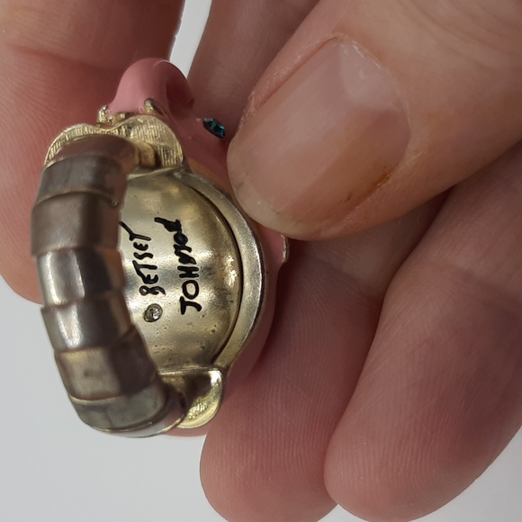 BETSEY JOHNSON Pink and Gold Elephant Ring - Picture 2 of 5
